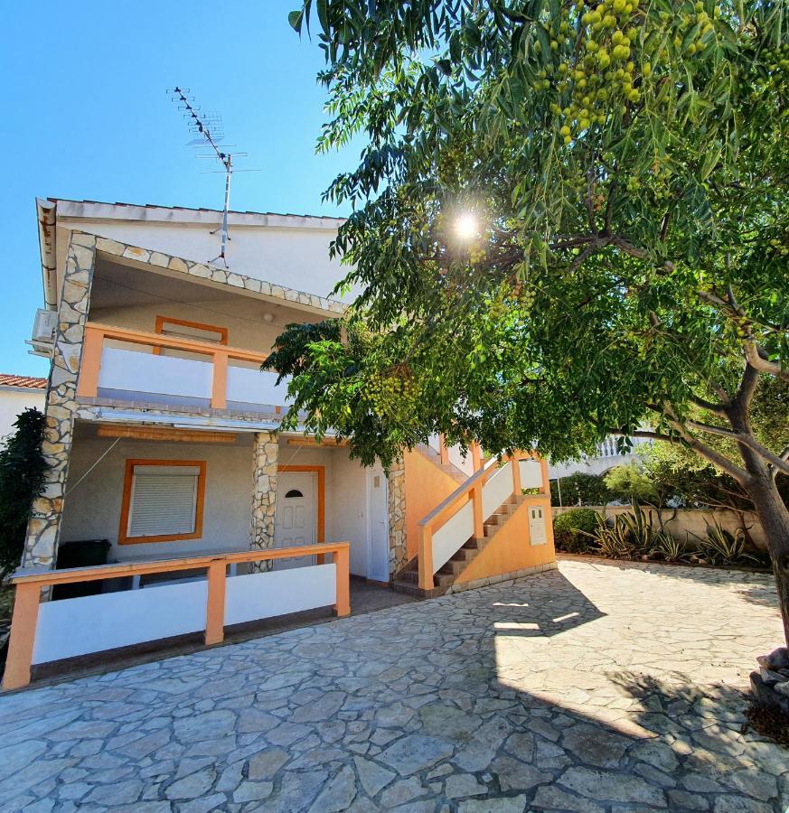 Lipa Mare Vir Apartment Exterior photo
